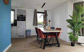 Broeckhuys Lakeview Vip Bungalows 6P Aan Het Water En Wijds Uitzicht